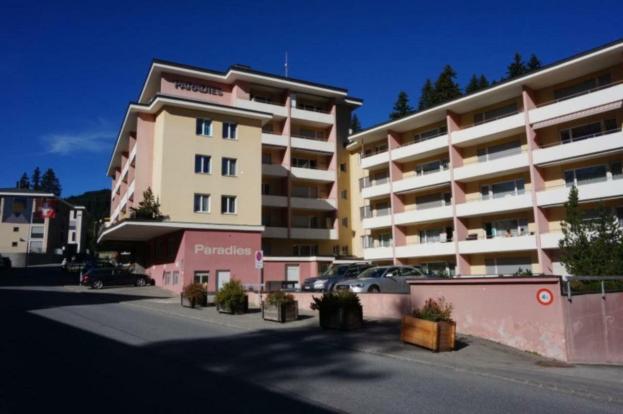 Paradies 016 Apartemen Arosa